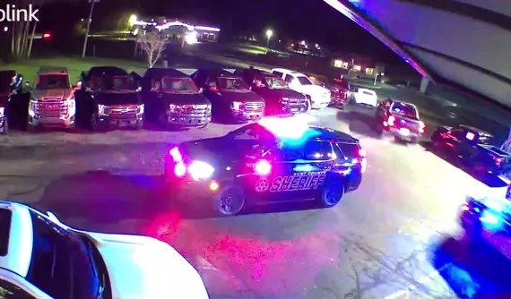 "Nữ quái" 19 tuổi chọn nhiều xe ô tô hiệu suất cao như Hellcat, TRX và Corvette để trộm