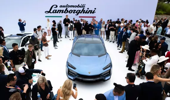 Minh "Nhựa" có thể không vui khi Lamborghini Lanzador anh thích đã bị hoãn đến năm 2029