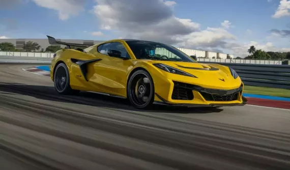 Chevrolet Corvette ZR1 2025 quả thực là 1 mãnh thú tốc độ: 0-96 km/h chỉ mất 2,3 giây