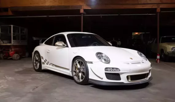 Chi tiết Porsche 911 GT3 RS 997 số sàn có giá bán dự kiến còn cao hơn cả xe mới