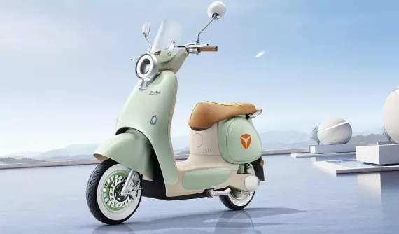 Hãng xe máy điện khổng lồ Trung Quốc Yadea rất thành công tại Việt Nam cho ra mắt sản phẩm sử dụng pin natri-ion