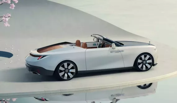 "Cục kim cương" Rolls Royce Arcadia Droptail hơn 721 tỷ đồng đã về garage của đại gia Singapore kín tiếng