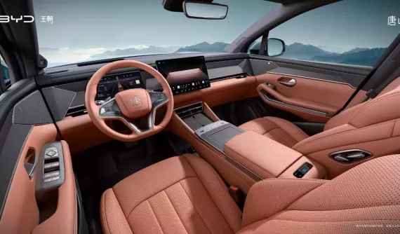 Lần đầu nội thất của xe BYD Tang L được tiết lộ