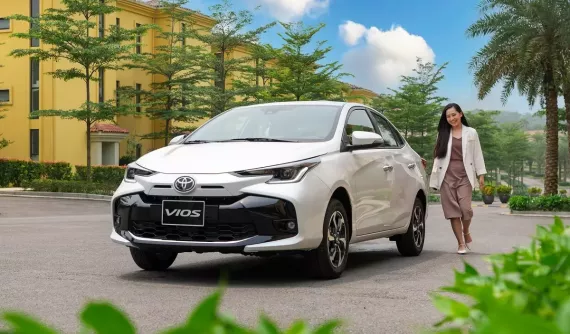 Bộ ba xe Toyota được ưu đãi 50% lệ phí trước bạ với giá trị lên đến 33 triệu
