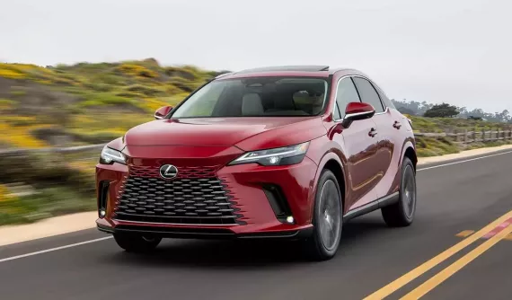Đại lý Việt nhận cọc cho Lexus RX 2025, bớt bản máy xăng và thêm bản hybrid