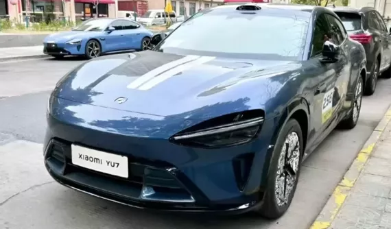 Diện kiến nhan sắc của Xiaomi YU7 ngoài đời thực