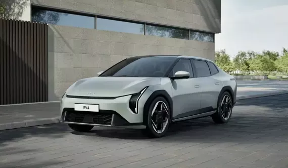 Xe điện Kia EV4 được vén màn, có cả phiên bản sedan và hatchback