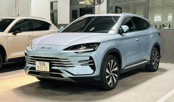 BYD Sealion 6 - SUV cỡ C chỉ tiêu thụ 1,1 lít xăng cho 100 km - có giá tham khảo từ 800 triệu đồng