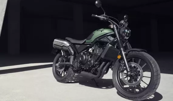 Honda Việt Nam giới thiệu hàng loạt mẫu mô tô phân khối lớn với giá từ 181 triệu đồng