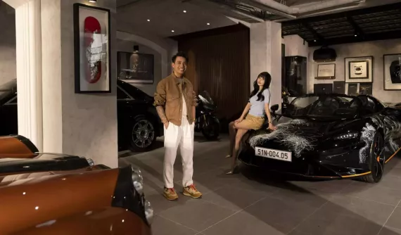 Siêu phẩm McLaren Elva được Minh "Nhựa" tiết lộ hoàn toàn: Xe 8 triệu USD, biển số 40 triệu VNĐ