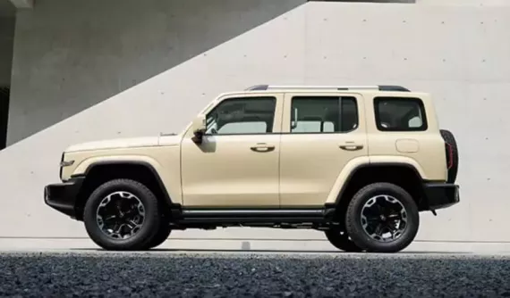 Tank 300 2025 trình làng với 3 biến thể, giá từ 653 triệu đồng