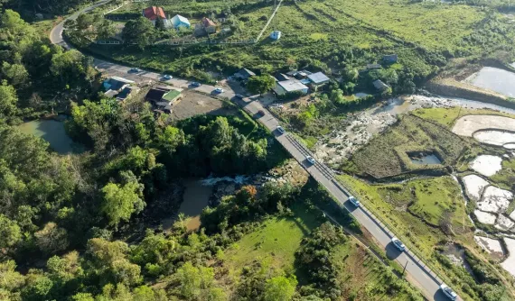 Toyota Hybrid khám phá cực Đông - nơi đón bình minh đầu tiên của Việt Nam