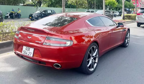 "Nữ hoàng" Aston Martin Rapide của doanh nhân Đồng Nai