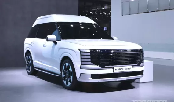 SUV cỡ lớn Hyundai Palisade được bổ sung phiên bản "trần cao, mái thoáng" dành cho khách VIP