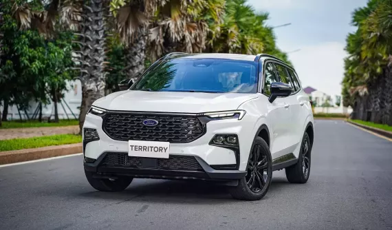 Ford Territory được đại lý giảm giá "sốc", bản tiêu chuẩn chỉ còn 689 triệu đồng