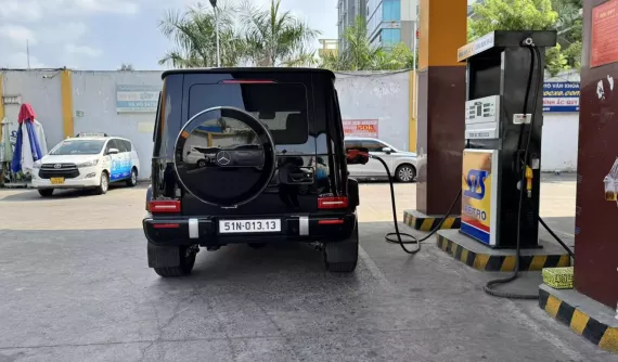 Bị chê mua xe Mercedes-AMG G63 mới thiếu option, biker này tậu ngay quả biển ai nhìn cũng "sợ"