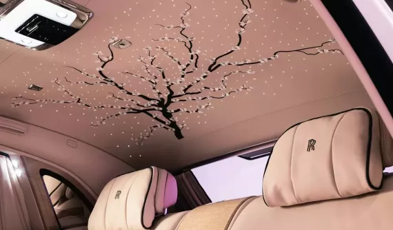 Rolls-Royce Phantom Cherry Blossom - xe siêu sang lấy cảm hứng từ hoa anh đào của đại gia Nhật Bản