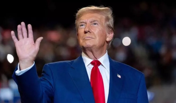 “Tôi linh hoạt”: Trump xem xét tạm dừng thuế quan với ô tô nhập khẩu