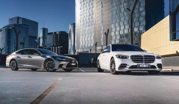 BMW và Mercedes-Benz chinh phục khách hàng trẻ, Lexus hợp gu phụ nữ và người cao tuổi hơn