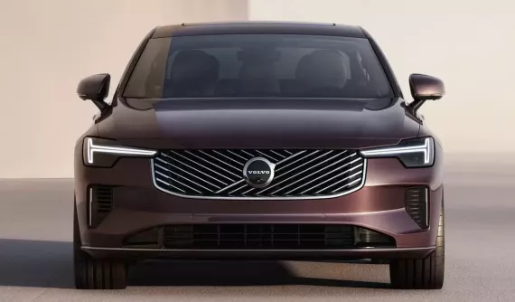 Sedan hạng sang Volvo S90 được bổ sung phiên bản nâng cấp, có thể bán ở Việt Nam