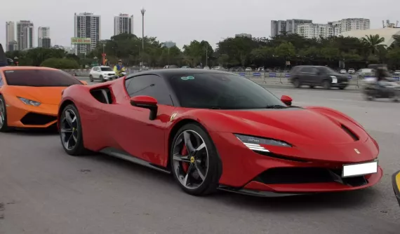 Siêu xe Ferrari SF90 Stradale từng của doanh nhân Đức Huy tiếp tục được chào bán