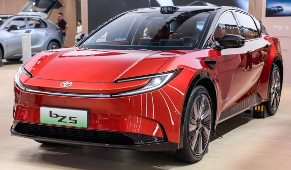 Toyota bZ5 - SUV điện hạng trung với thiết kế bắt mắt, giá khởi điểm dưới 500 triệu