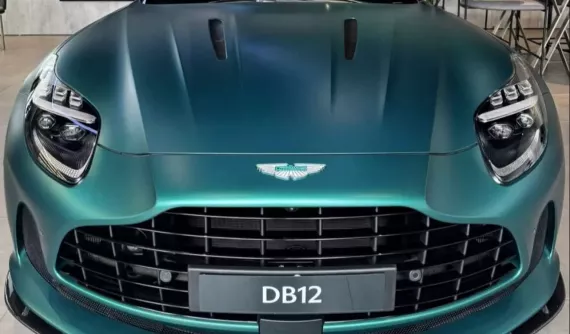 Trải nghiệm chưa bao lâu, nữ đại gia bán lại Aston Martin DB12 chỉ mới chạy gần 700km, lỗ 9 tỷ đồng
