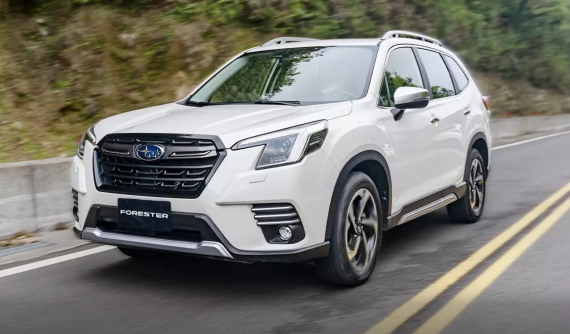 Subaru Forester được giảm giá mạnh trong tháng 5/2025, bản tiêu chuẩn chỉ còn 799 triệu đồng
