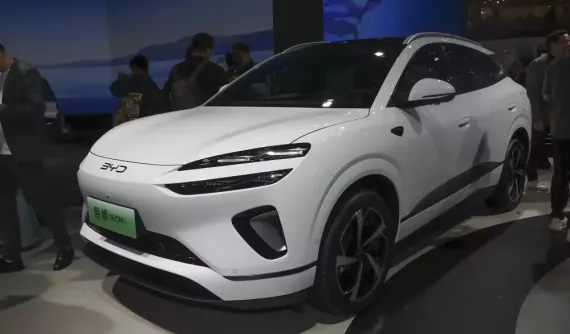 Vén màn BYD Sealion 06 - SUV hạng trung mới với thiết kế như xe sang Genesis của Hyundai