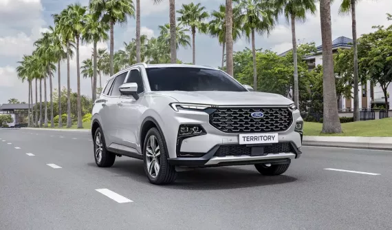 Ford Territory được ưu đãi gần 90 triệu đồng trong tháng 5/2025, các đối thủ phải dè chừng