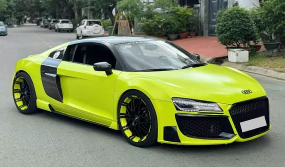 Siêu xe Audi R8 độ hơn 1,5 tỷ đồng tại Tp.HCM có chủ mới