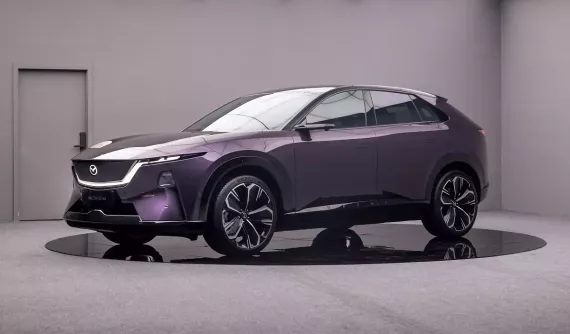 Mazda EZ-60 nhận được 18.000 đơn đặt hàng sau chưa đầy 1 tháng ra mắt