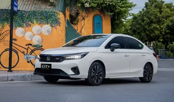 Doanh số sedan hạng B tháng 4/2025: Hyundai Accent lại tuột dốc, nhường ngôi cho Honda City