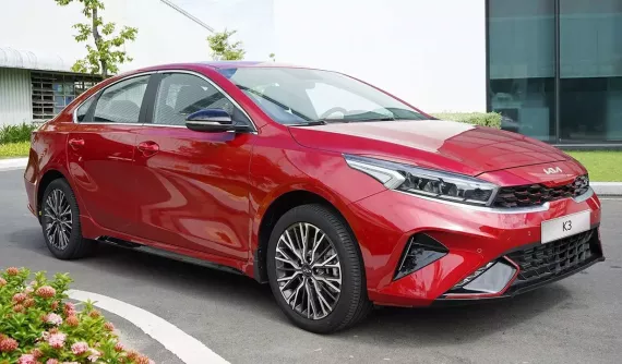 Doanh số sedan hạng C tháng 4/2025: Chỉ còn Kia K3 chạy đua với Mazda3