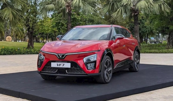 VinFast VF 7 được khuyến mãi lên đến gần 200 triệu đồng