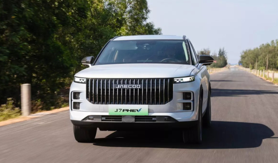 Jaecoo J7 được giảm giá đến 90 triệu đồng, giá khởi điểm rẻ hơn cả Mazda CX-5