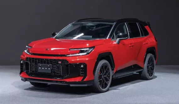 Cận cảnh Toyota RAV4 GR Sport 2026 - SUV cỡ C mang đậm phong cách thể thao