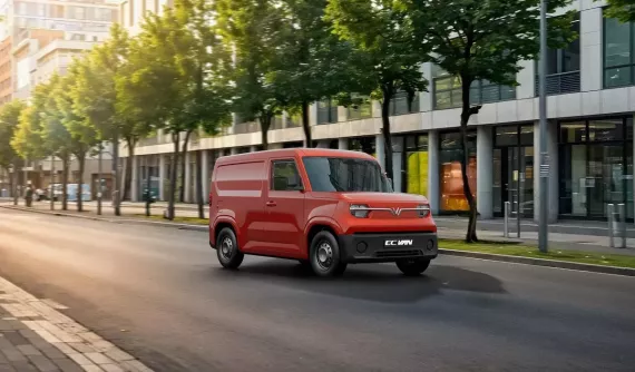 VinFast ưu đãi 10 triệu đồng cho khách đặt cọc mua xe điện chở hàng EC Van