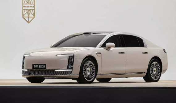 Sedan hạng sang của hãng điện thoại Huawei chính thức được tung ra thị trường, cạnh tranh Mercedes-Maybach