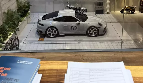 Góc làm việc triệu đô la của Cường "Đô-la", động lực để cày cuốc nhằm có xe mới là đây