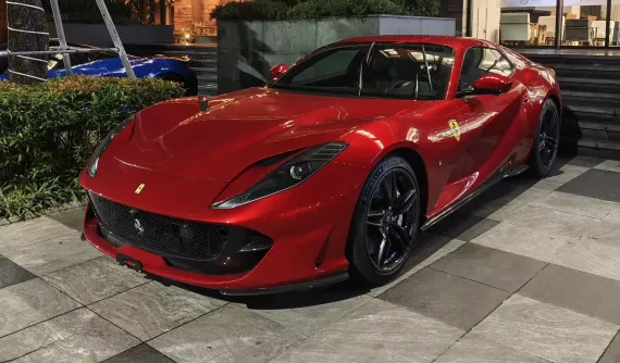 Cặp đôi siêu xe mui trần Ferrari 812 GTS âm thầm về Việt Nam giờ ra sao?