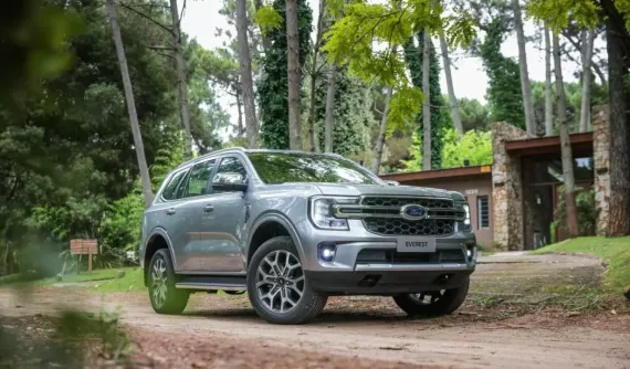 Doanh số SUV hạng D tháng 5/2025: Ford Everest rời khỏi top 10 xe bán chạy nhất thị trường