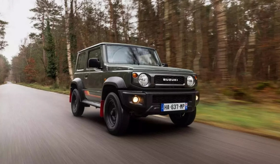 Suzuki Jimny ra mắt phiên bản đặc biệt với đúng 55 chiếc xuất xưởng