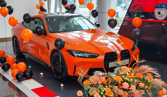 Cận cảnh BMW M4 có giá gần 7 tỷ đồng đầu tiên về Việt Nam