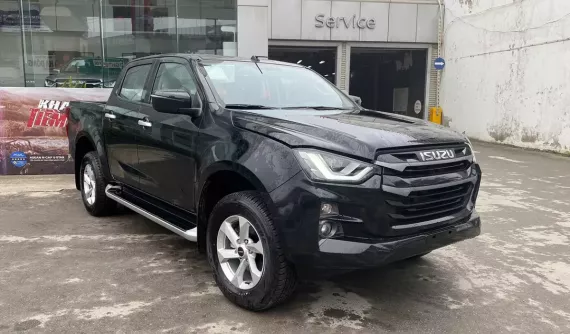 Đại lý rao bán Isuzu D-Max với giá dưới 600 triệu đồng để thu hồi vốn