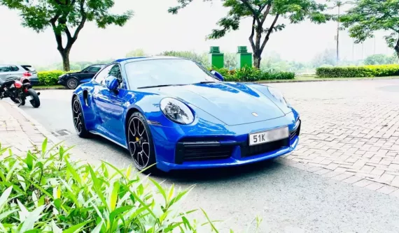 Trải nghiệm xe Porsche 911 Turbo S 992 chưa được 1 năm, doanh nhân Hà Nội đã chào bán lại