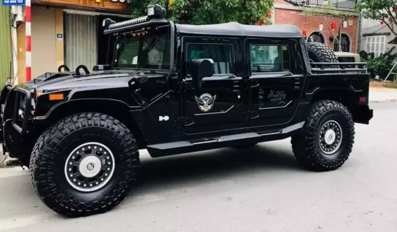 Xe bán tải Hummer H1 độc lạ tại Việt Nam