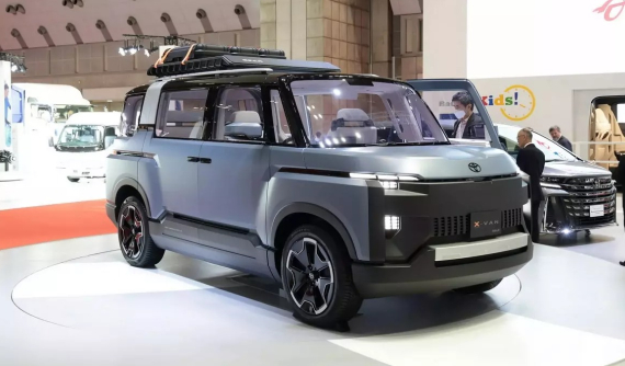 Rộ tin đồn Toyota phát triển mẫu xe mới với thiết kế như "Land Cruiser của phân khúc MPV"