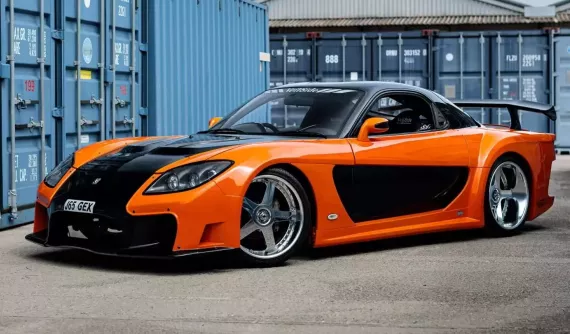 Tay chơi bí ẩn chi ra hơn 1 triệu đô la để mua chiếc Mazda RX-7 Veilside xuất hiện trong bộ phim Tokyo Drift