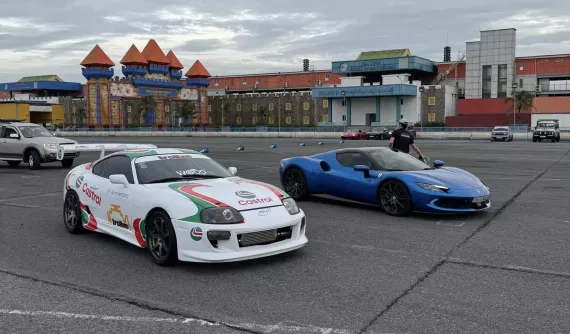 Dàn siêu xe hàng trăm tỷ đồng tụ tập về trường đua Đại Nam